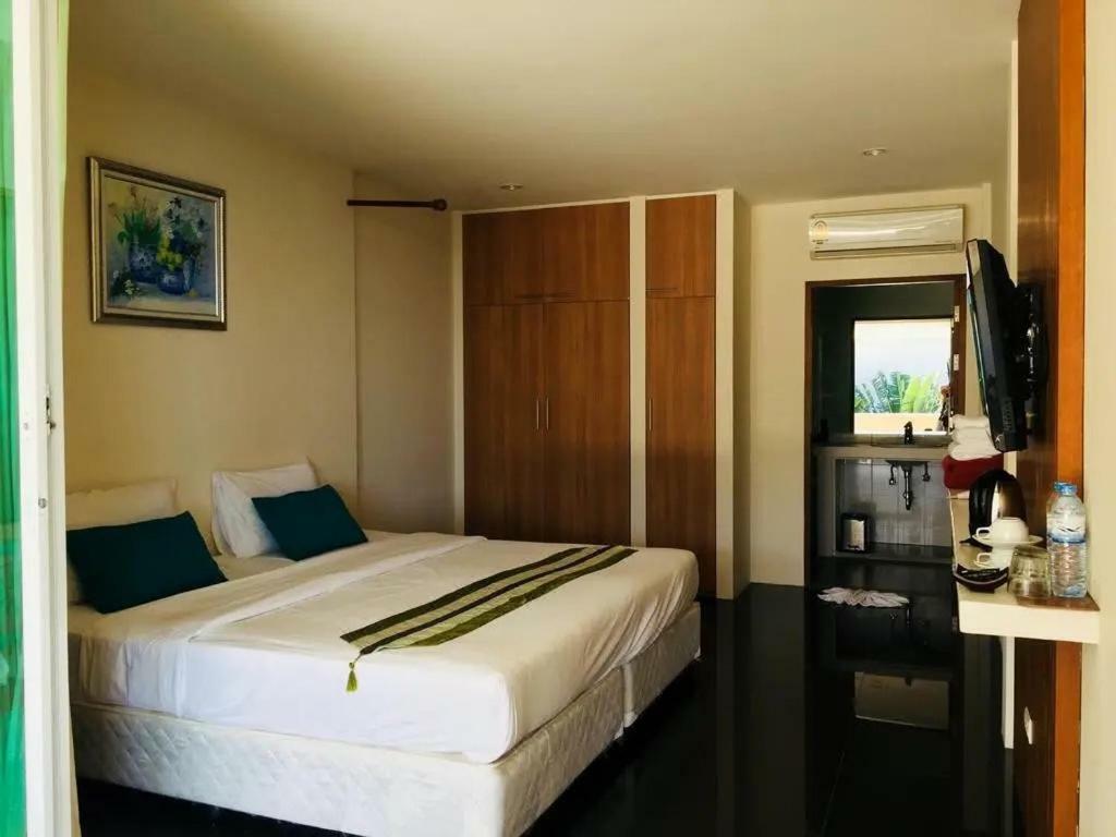 Grand Bleu Ocean View Pool Suite Kamala-part Kültér fotó